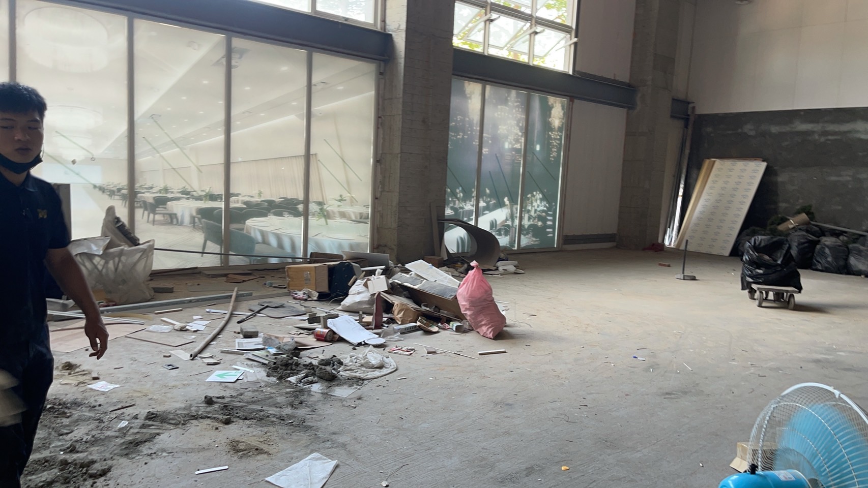 20220809~0811西屯區婚宴會館廢棄物清運