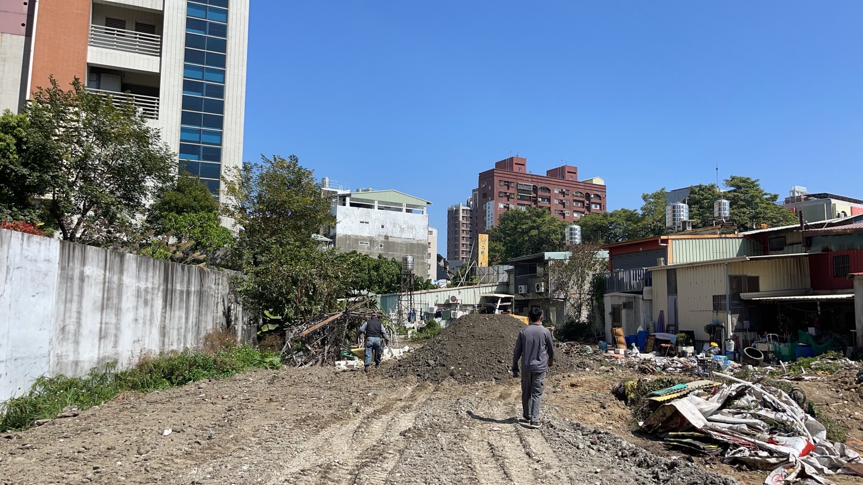 20220226台中西區整地後樹枝葉清運