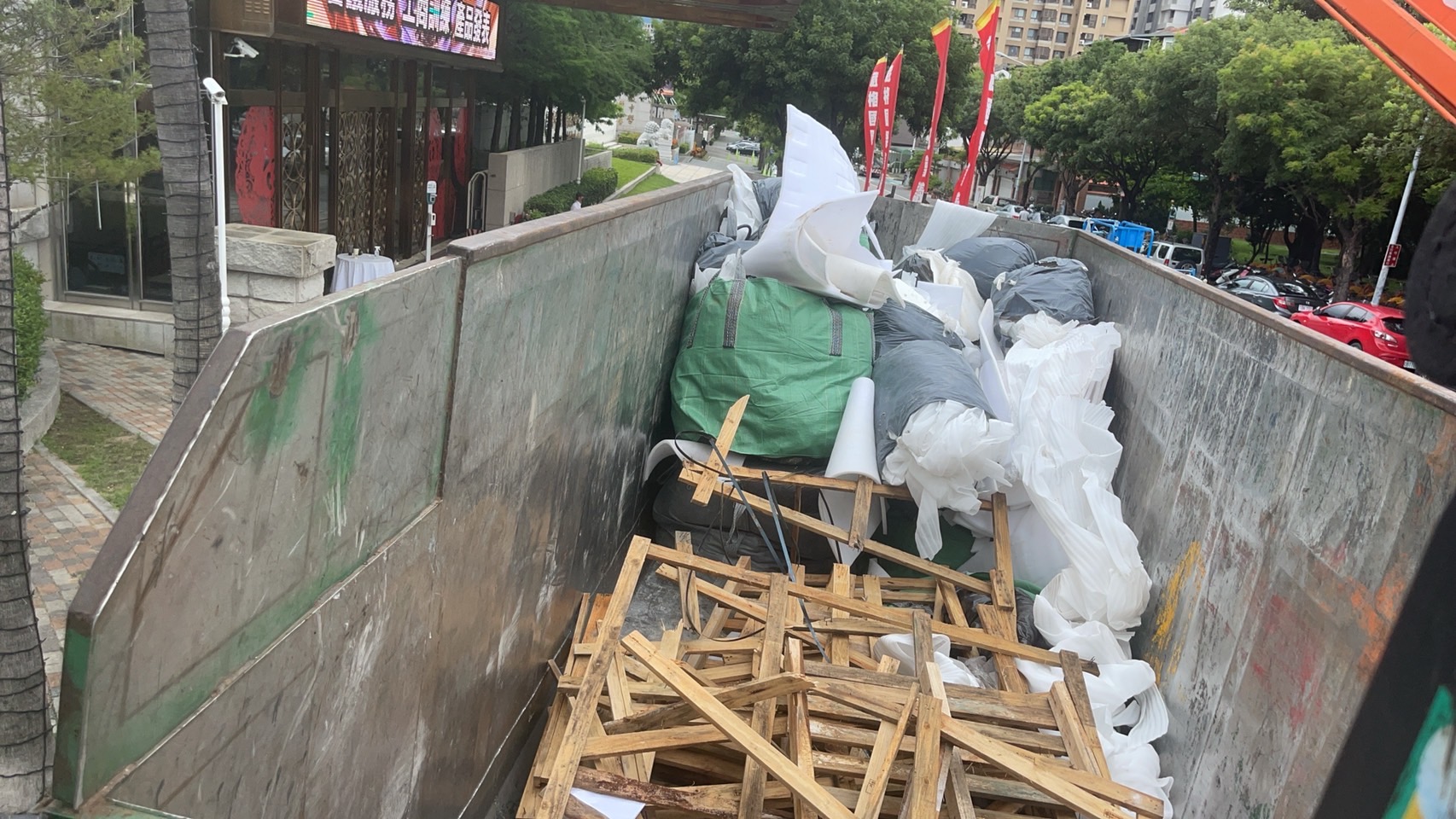 20220613北屯區裝潢廢棄物清運